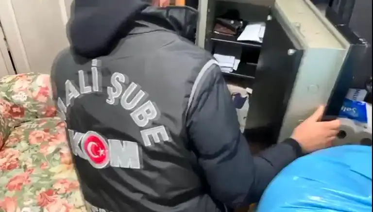Kapalıçarşı'da 9 Milyarlık Kara Para Operasyonu!